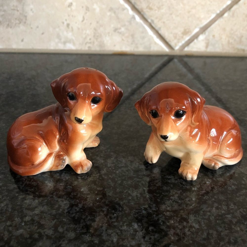 Vintage Puppy Dog Napcoware Salt & Pepper Shakers Set